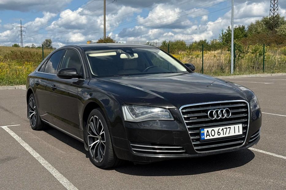 Продам Audi A8 D4/4H 2012 года в Ровно