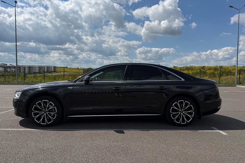Продам Audi A8 D4/4H 2012 года в Ровно