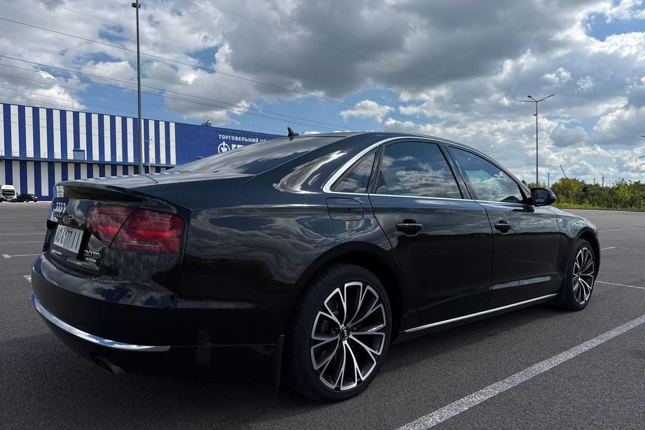 Продам Audi A8 D4/4H 2012 года в Ровно