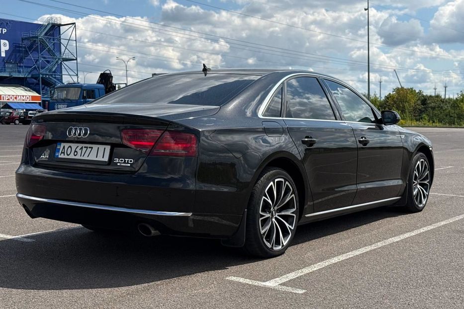 Продам Audi A8 D4/4H 2012 года в Ровно