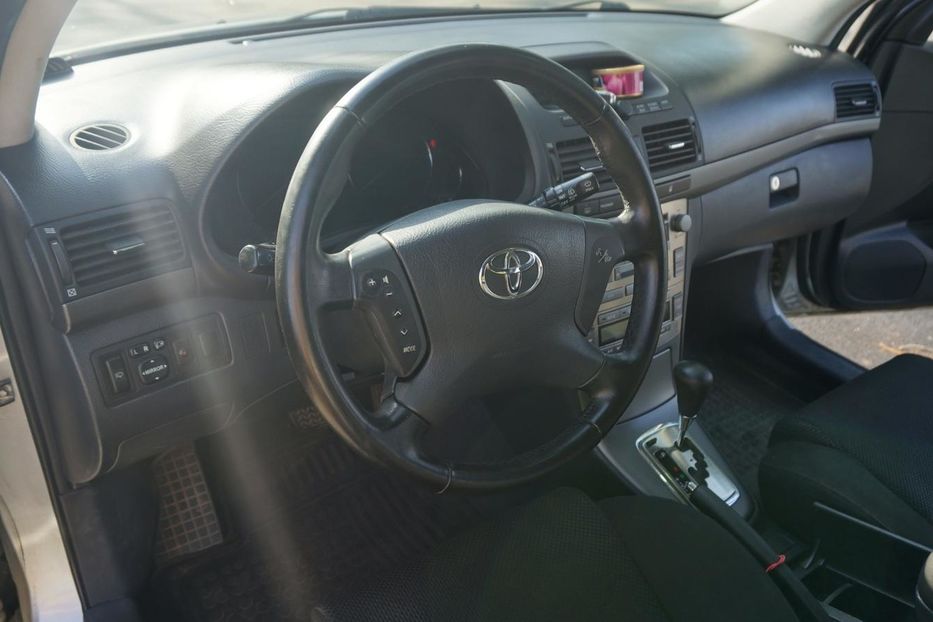Продам Toyota Avensis 2004 года в Днепре