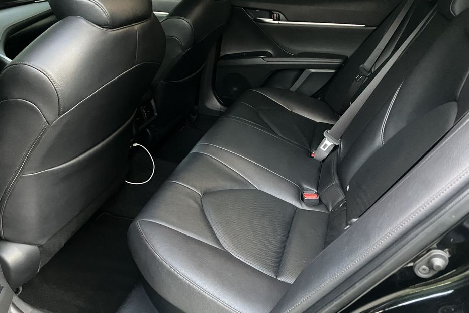Продам Toyota Camry Prestige  2020 года в Киеве