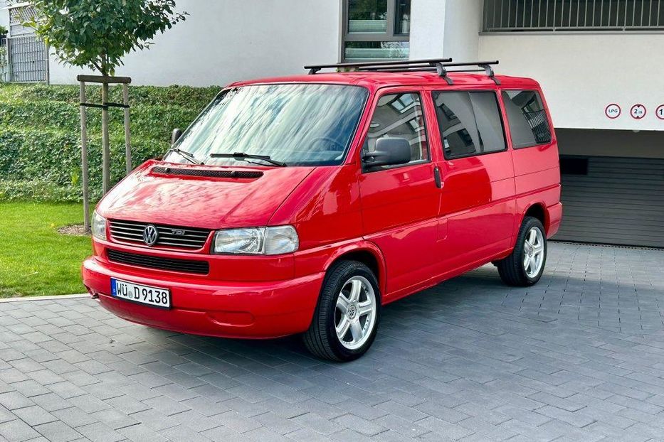 Продам Volkswagen T4 (Transporter) пасс. 2004 года в Харькове