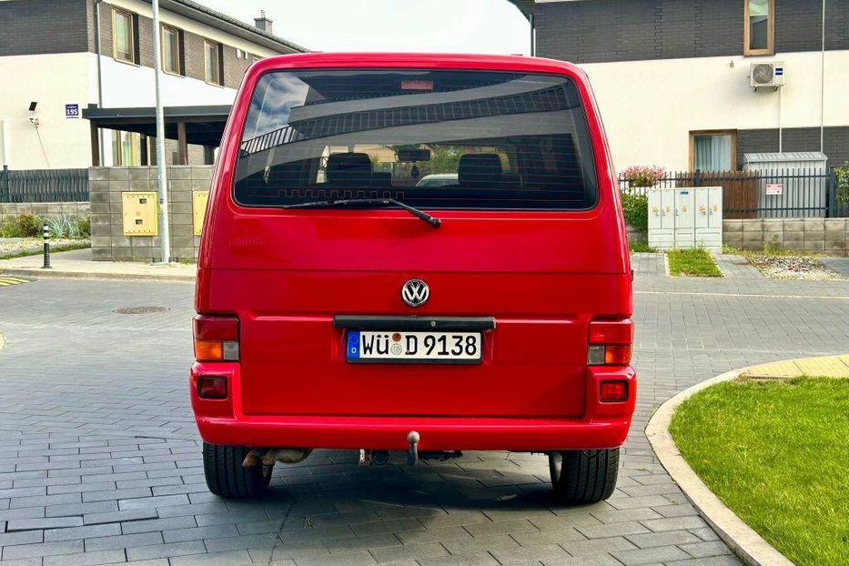 Продам Volkswagen T4 (Transporter) пасс. 2004 года в Харькове