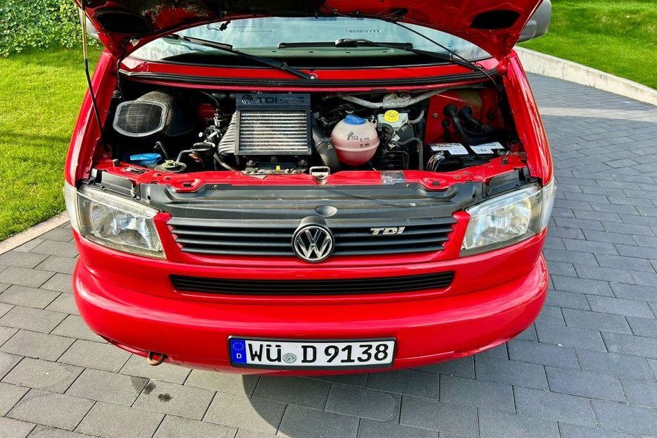 Продам Volkswagen T4 (Transporter) пасс. 2004 года в Харькове