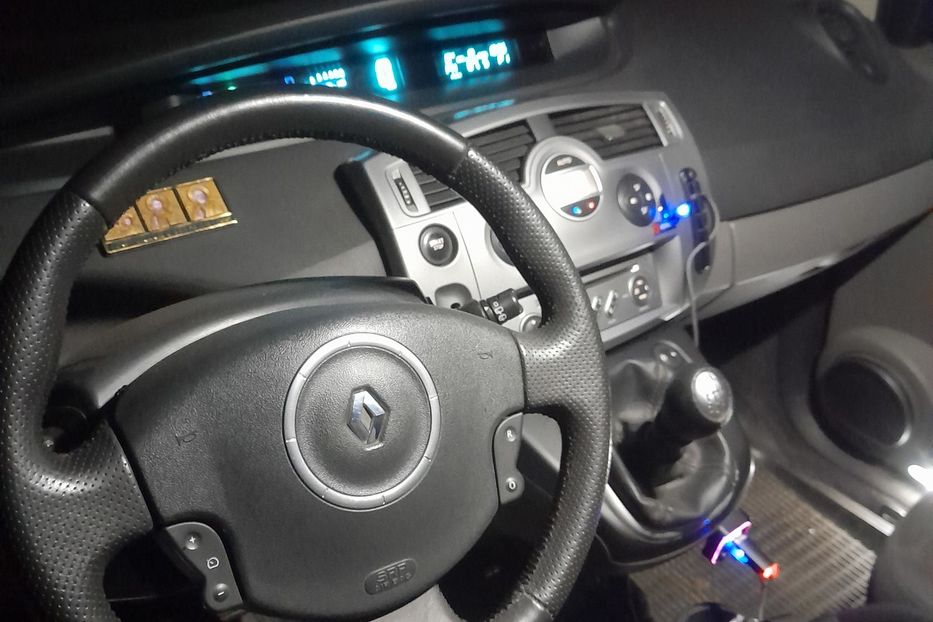 Продам Renault Grand Scenic МКПП-6, салон 7мест. 2009 года в Харькове