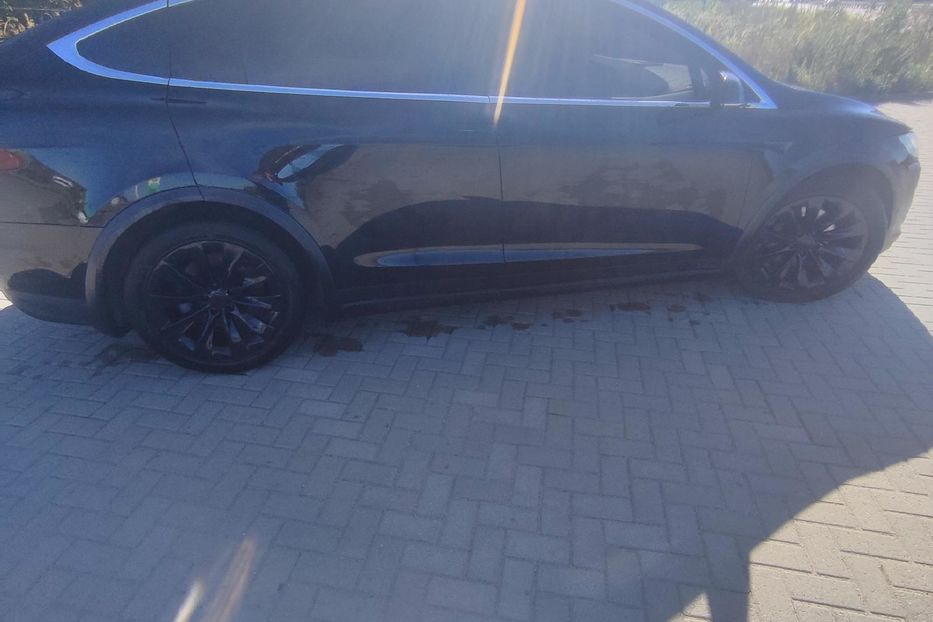 Продам Tesla Model X 2017 года в Житомире