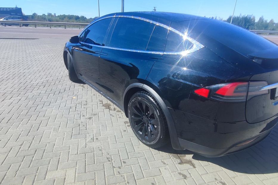 Продам Tesla Model X 2017 года в Житомире