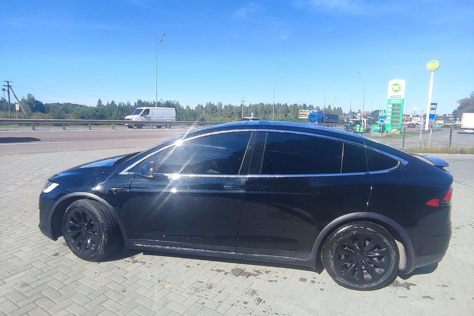 Продам Tesla Model X 2017 года в Житомире