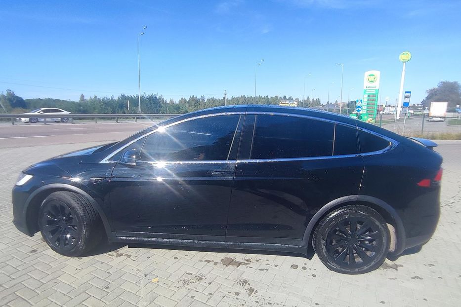 Продам Tesla Model X 2017 года в Житомире