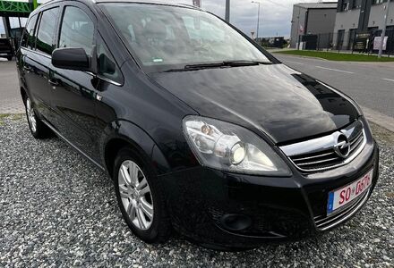 Продам Opel Zafira 2008 року у м. Павлоград, Дніпропетровська область