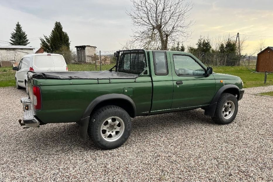 Продам Nissan Navara 2001 года в г. Павлоград, Днепропетровская область