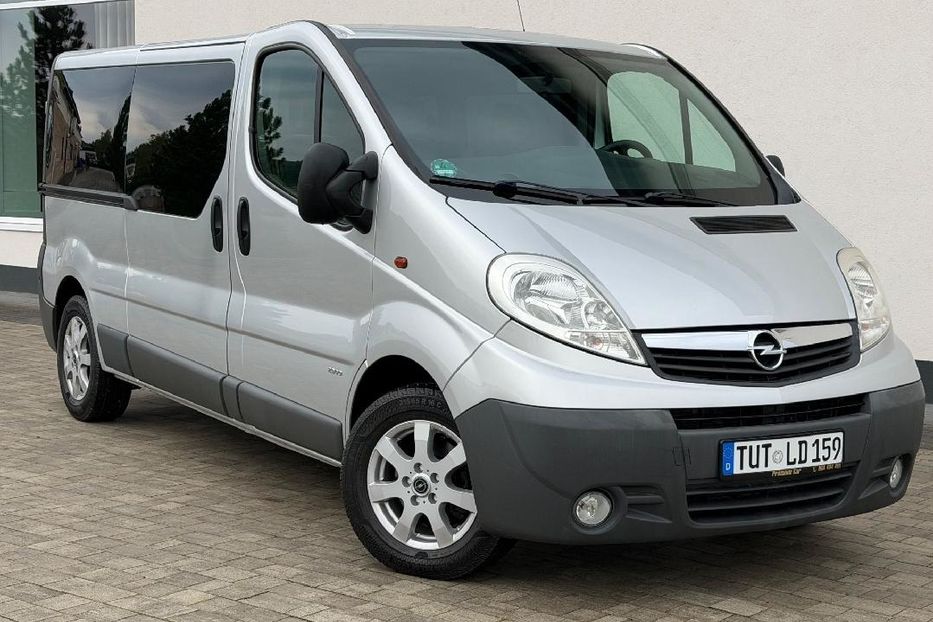 Продам Opel Vivaro пасс. 2006 года в Виннице