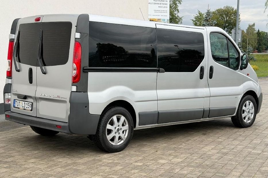 Продам Opel Vivaro пасс. 2006 года в Виннице