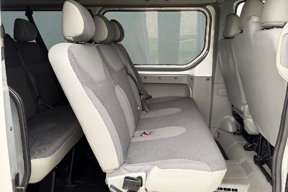 Продам Opel Vivaro пасс. 2006 года в Виннице