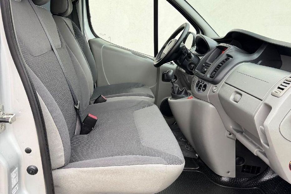 Продам Opel Vivaro пасс. 2006 года в Виннице