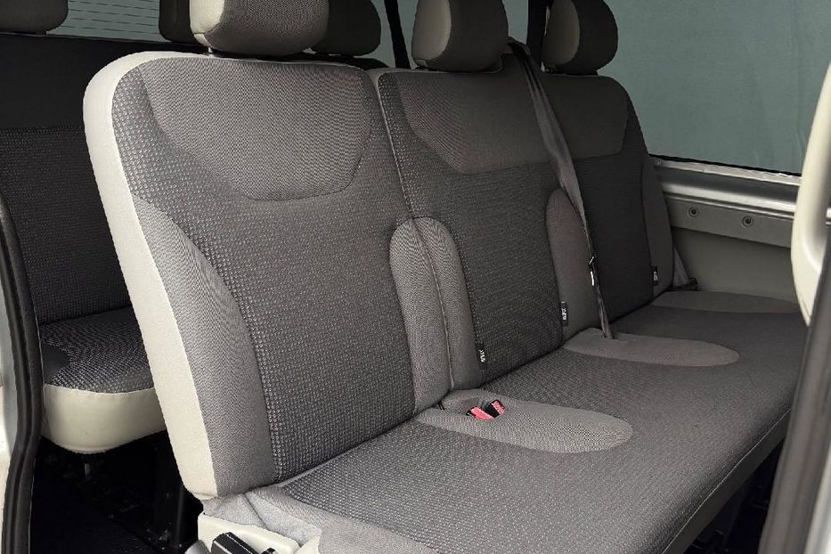 Продам Opel Vivaro пасс. 2006 года в Виннице