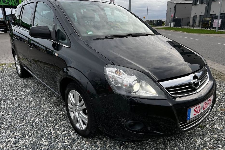 Продам Opel Zafira 2008 года в г. Павлоград, Днепропетровская область