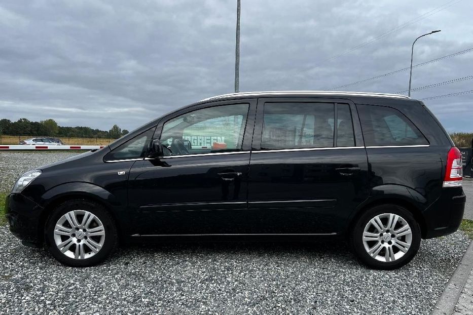 Продам Opel Zafira 2008 года в г. Павлоград, Днепропетровская область
