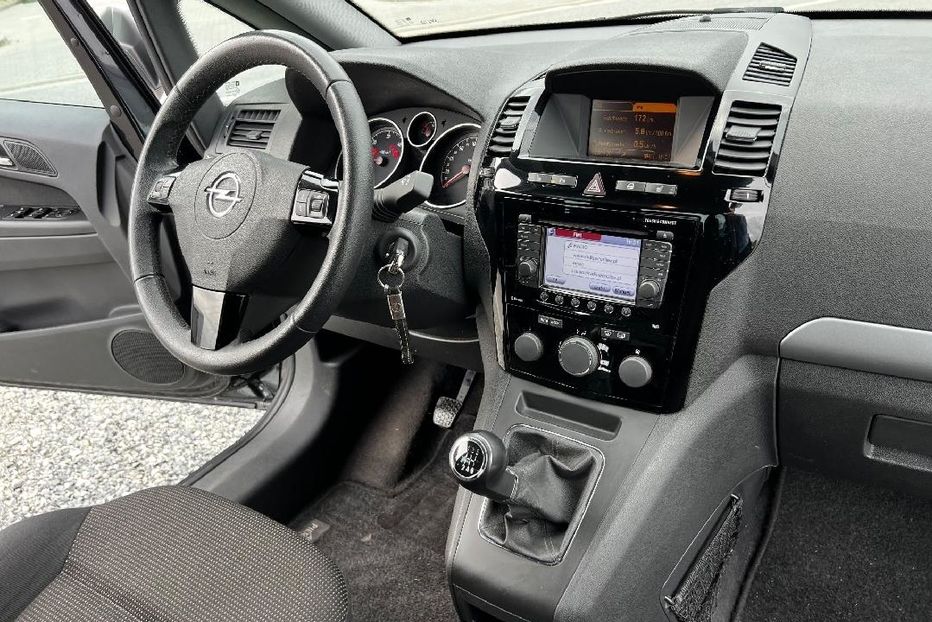 Продам Opel Zafira 2008 года в г. Павлоград, Днепропетровская область