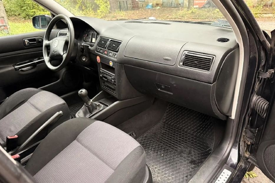 Продам Volkswagen Golf III 2000 года в г. Павлоград, Днепропетровская область