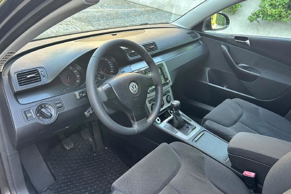 Продам Volkswagen Passat B6 2006 года в г. Павлоград, Днепропетровская область