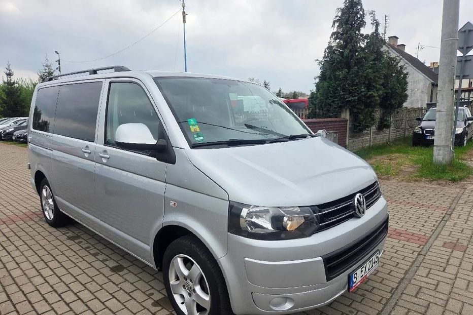 Продам Volkswagen T5 (Transporter) пасс. 2012 года в г. Павлоград, Днепропетровская область