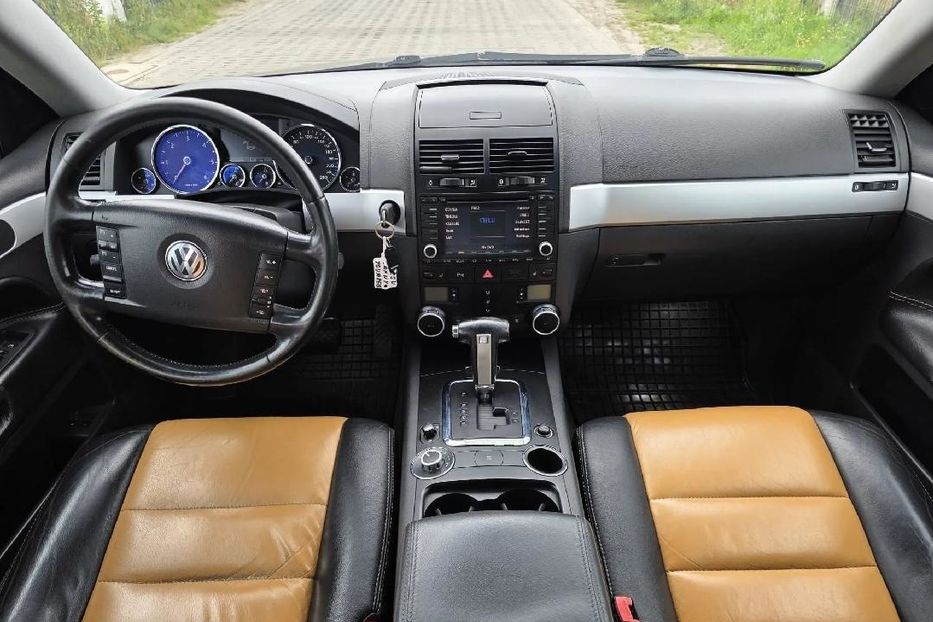 Продам Volkswagen Touareg 2007 года в Харькове