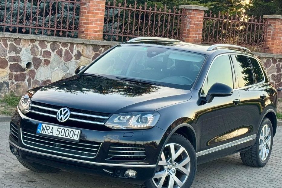 Продам Volkswagen Touareg 2012 года в Киеве