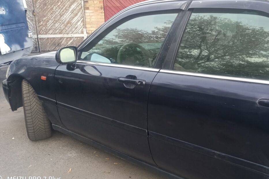 Продам Honda Legend хонда 1997 року у Києві