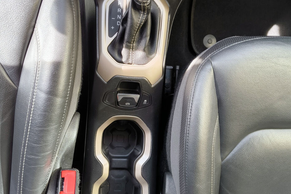 Продам Jeep Renegade Limited 2016 року у Києві