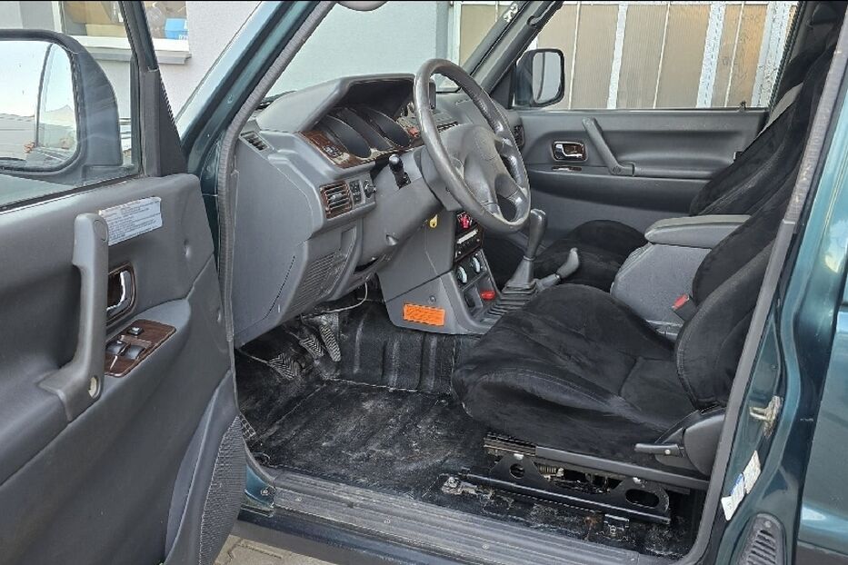 Продам Mitsubishi Pajero 2004 року у м. Павлоград, Дніпропетровська область