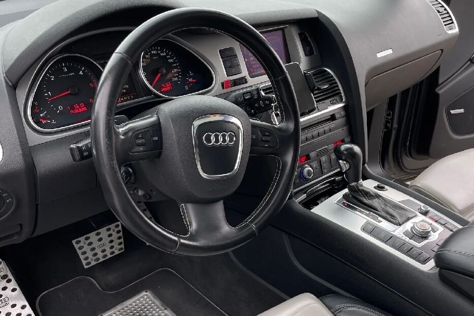 Продам Audi Q7 2008 року у Дніпрі