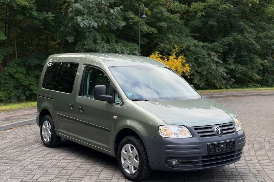Продам Volkswagen Caddy пас. 2005 року у Харкові