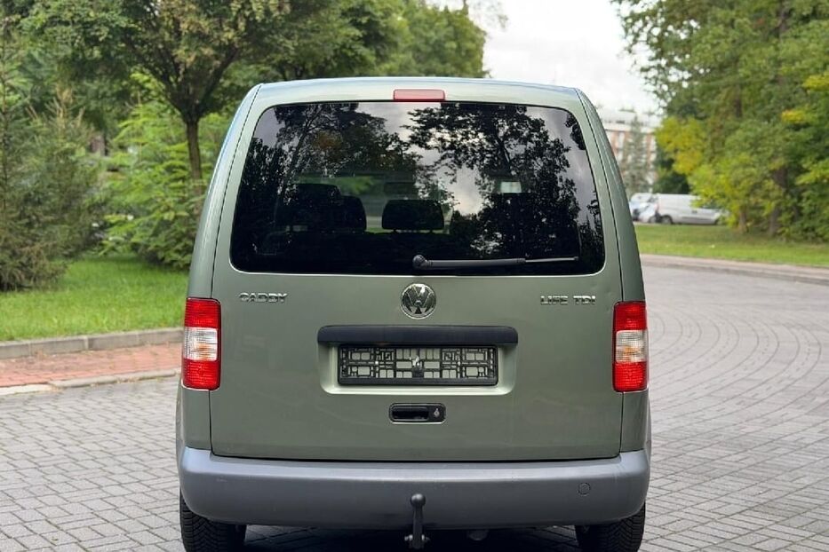 Продам Volkswagen Caddy пас. 2005 року у Харкові