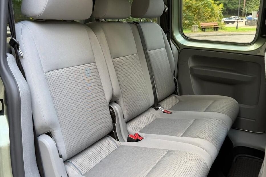 Продам Volkswagen Caddy пас. 2005 року у Харкові