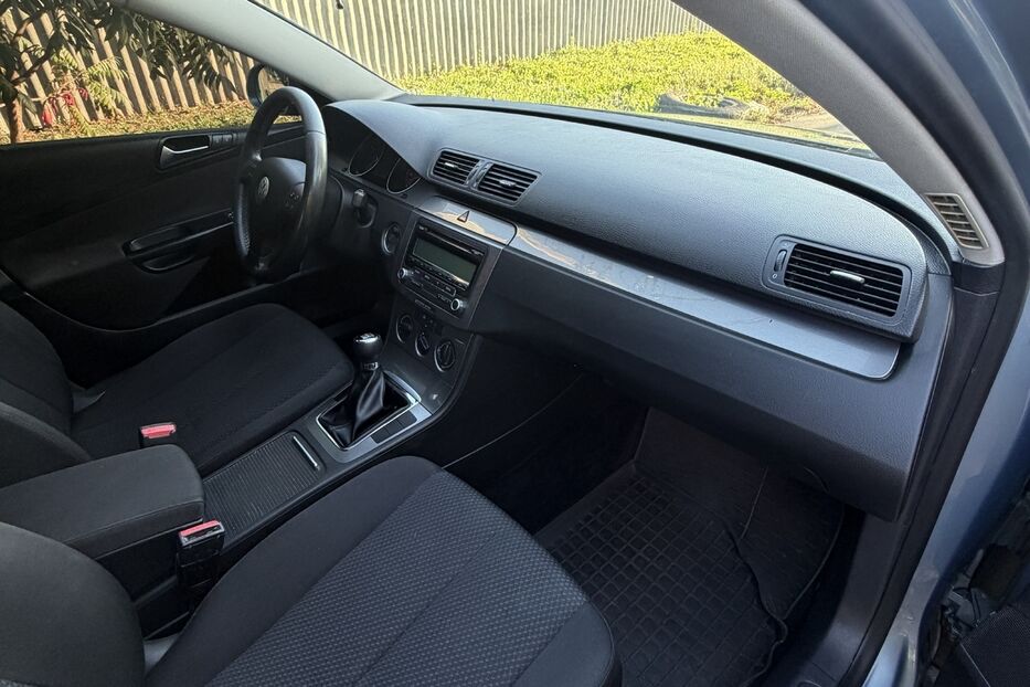 Продам Volkswagen Passat B6 2009 року у м. Богодухів, Харківська область