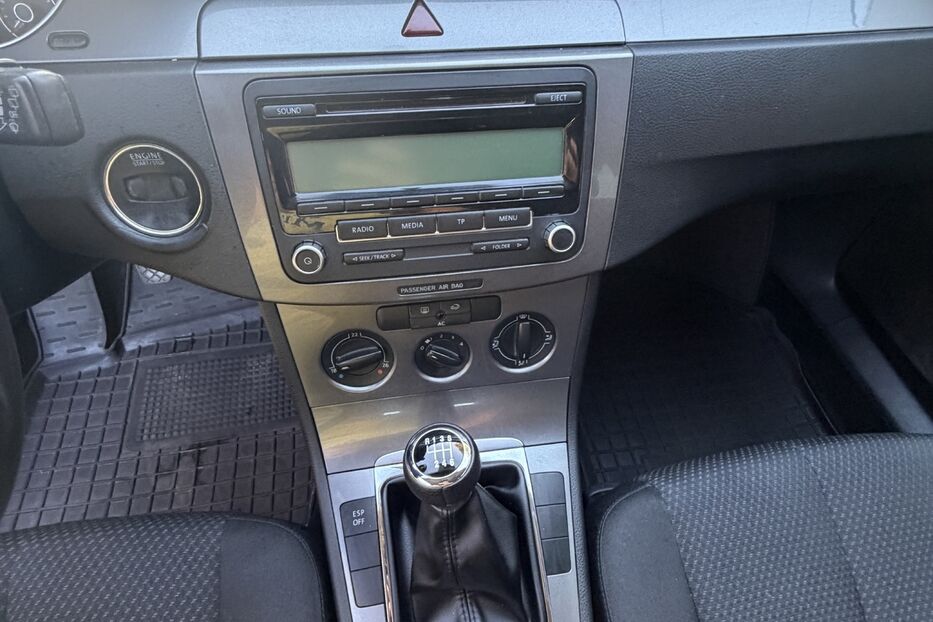 Продам Volkswagen Passat B6 2009 року у м. Богодухів, Харківська область
