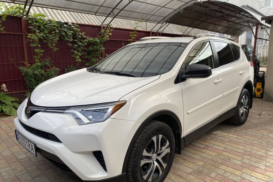 Продам Toyota Rav 4 2018 року у Одесі