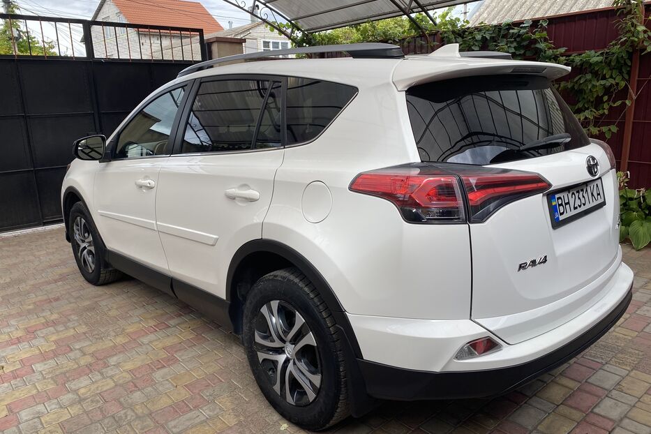 Продам Toyota Rav 4 2018 року у Одесі