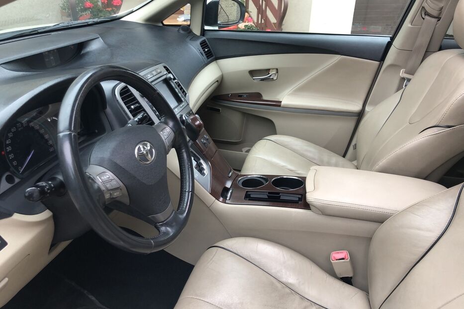 Продам Toyota Venza 2011 року у Івано-Франківську
