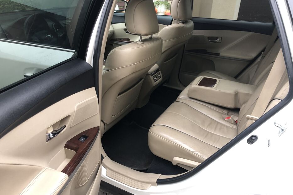 Продам Toyota Venza 2011 року у Івано-Франківську