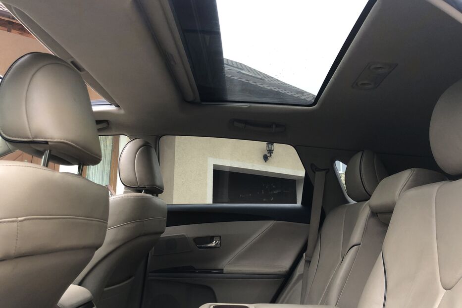 Продам Toyota Venza 2011 року у Івано-Франківську