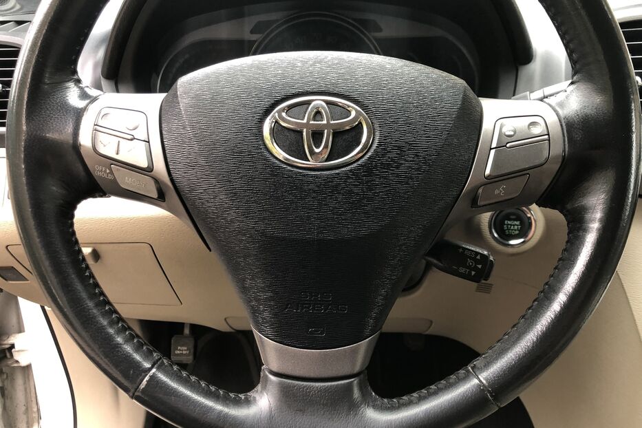Продам Toyota Venza 2011 року у Івано-Франківську
