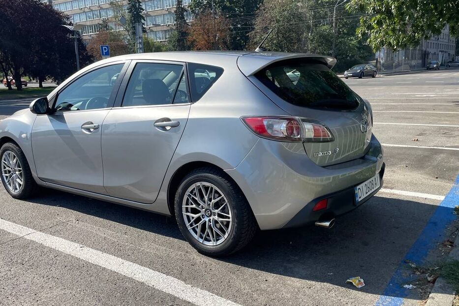 Продам Mazda 3 2010 року у Дніпрі