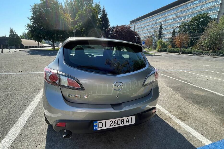 Продам Mazda 3 2010 року у Дніпрі