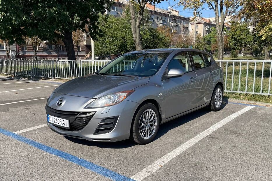 Продам Mazda 3 2010 року у Дніпрі