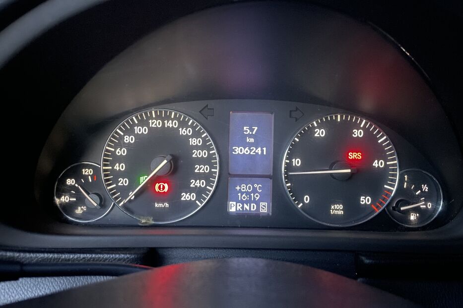 Продам Mercedes-Benz C-Class 2005 року у Києві