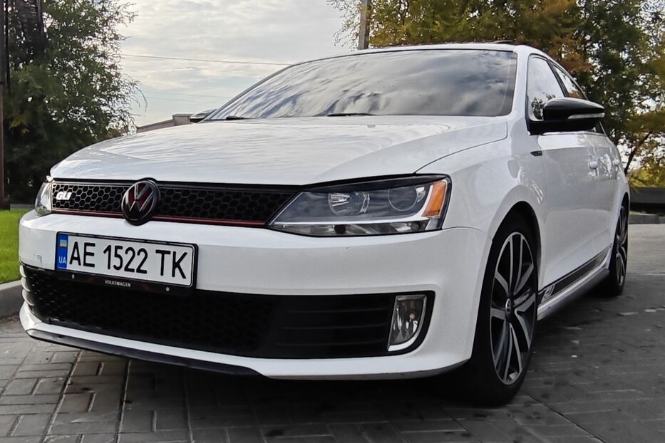 Продам Volkswagen Jetta GLI 2012 року у Дніпрі