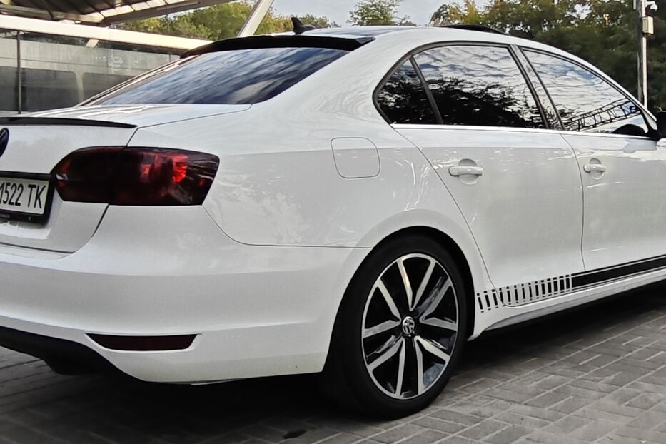 Продам Volkswagen Jetta GLI 2012 року у Дніпрі